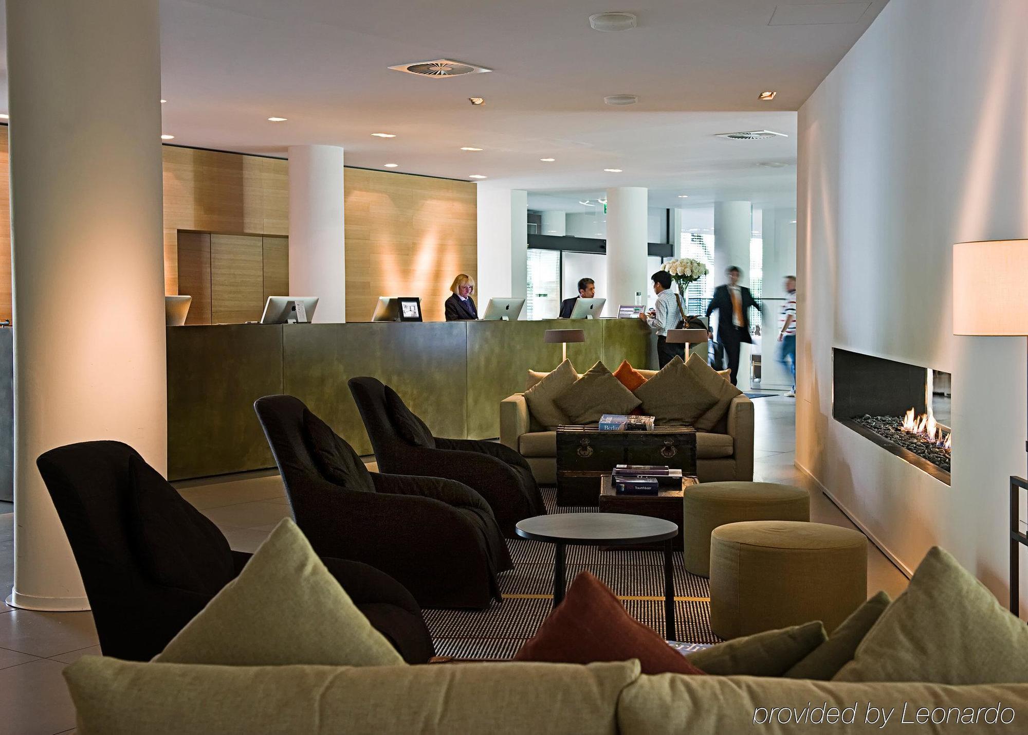 Wyndham Berlin Excelsior Hotel Interior photo